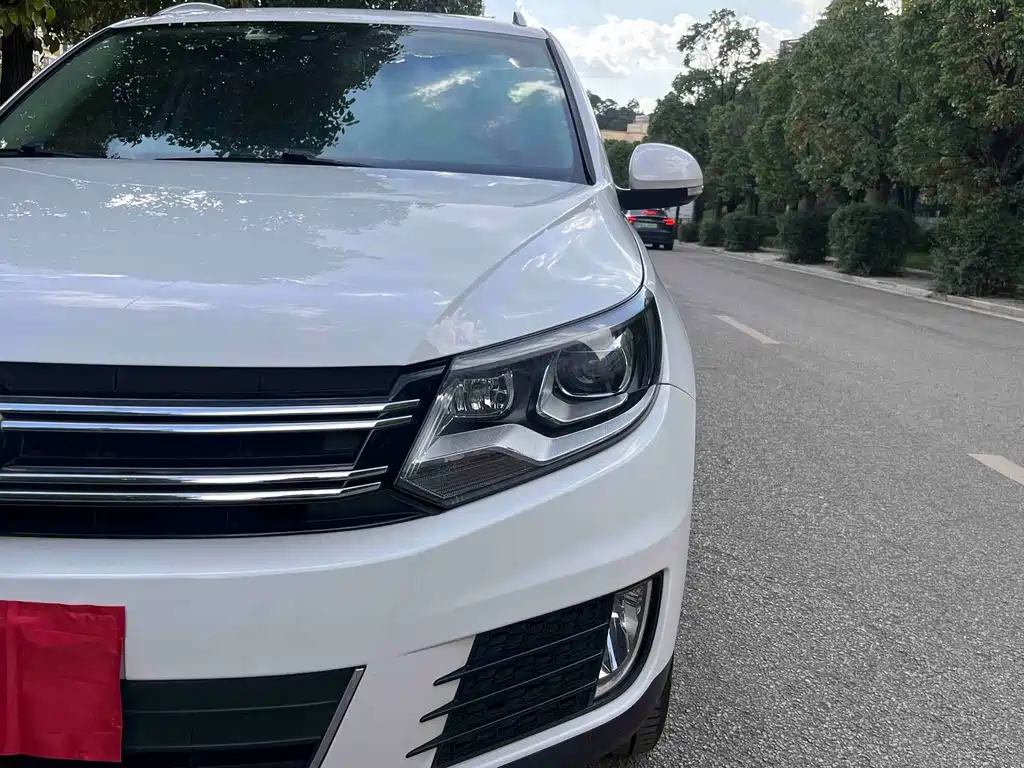 Volkswagen Tiguan — миниатюра 14