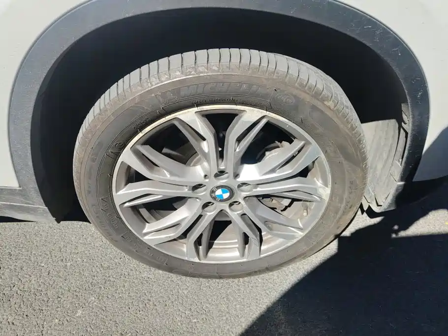BMW X1 — миниатюра 6