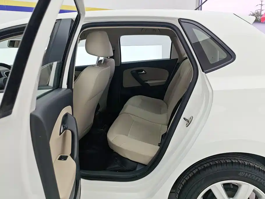 Volkswagen Polo — миниатюра 11