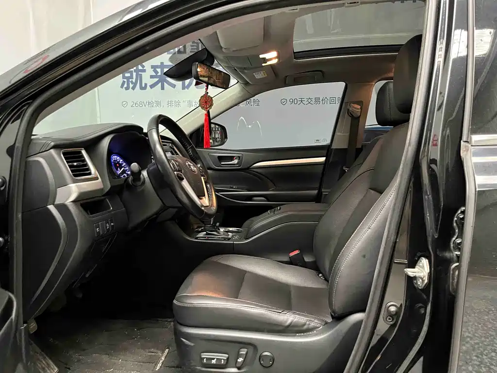Toyota Highlander — миниатюра 7