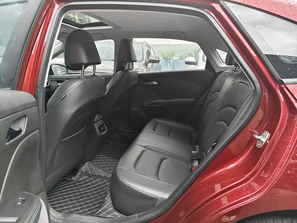 Chevrolet Monza — миниатюра 5