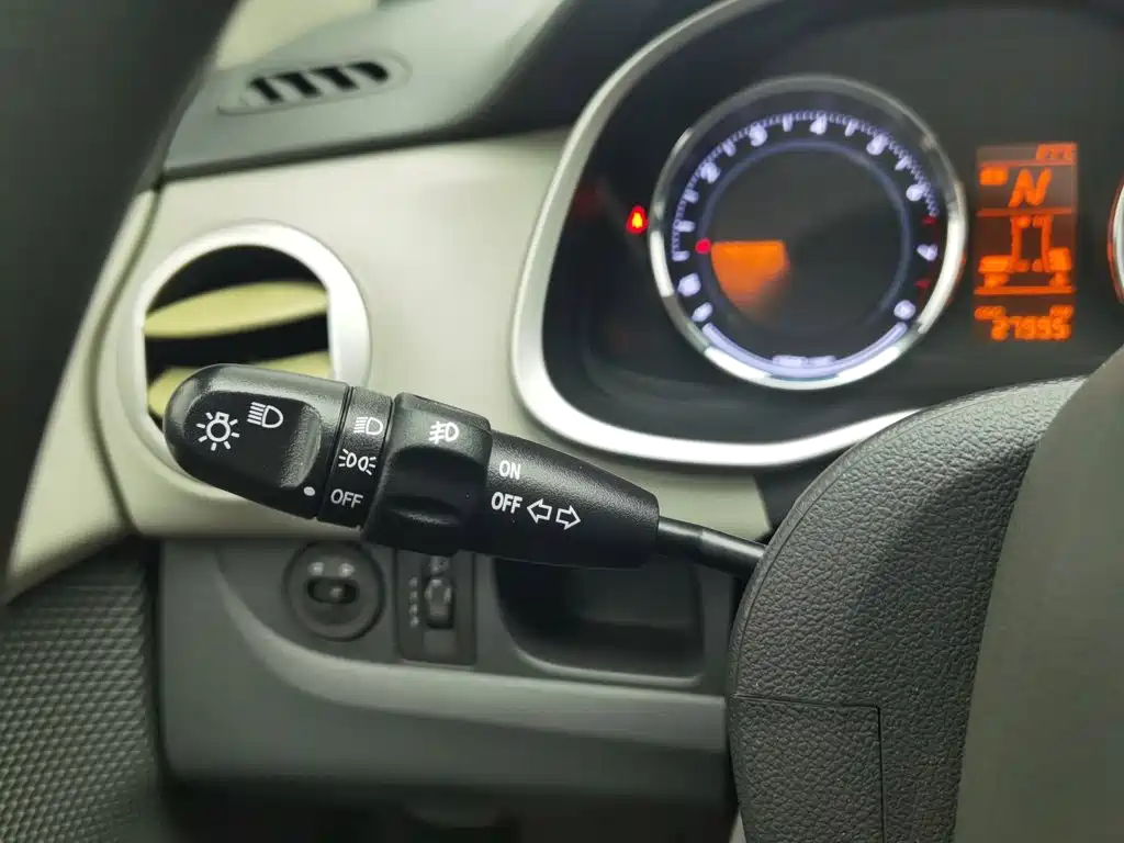 Chevrolet Sail — миниатюра 21