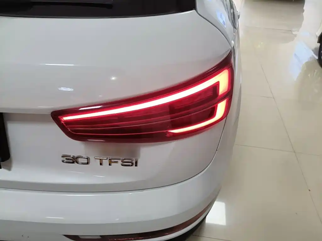 Audi Q3 — миниатюра 8