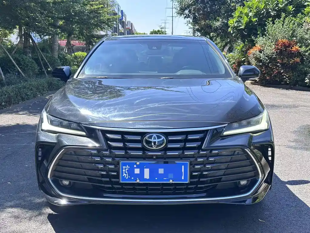 Toyota Avalon — миниатюра 2