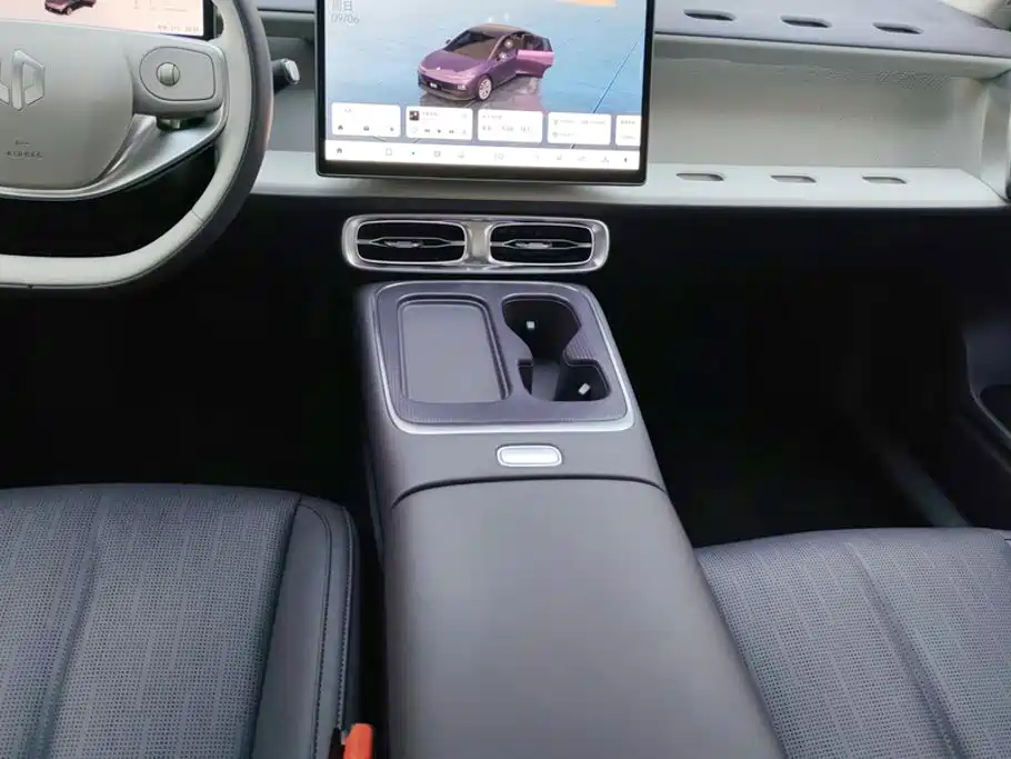Leapmotor Leapmotor B01 — миниатюра 16
