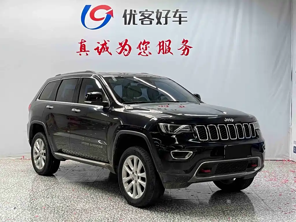 Jeep Grand Cherokee (Import) — миниатюра 3