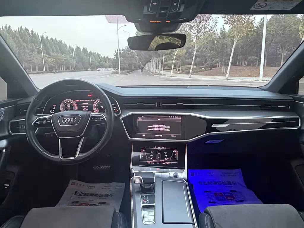 Audi A6L — миниатюра 9