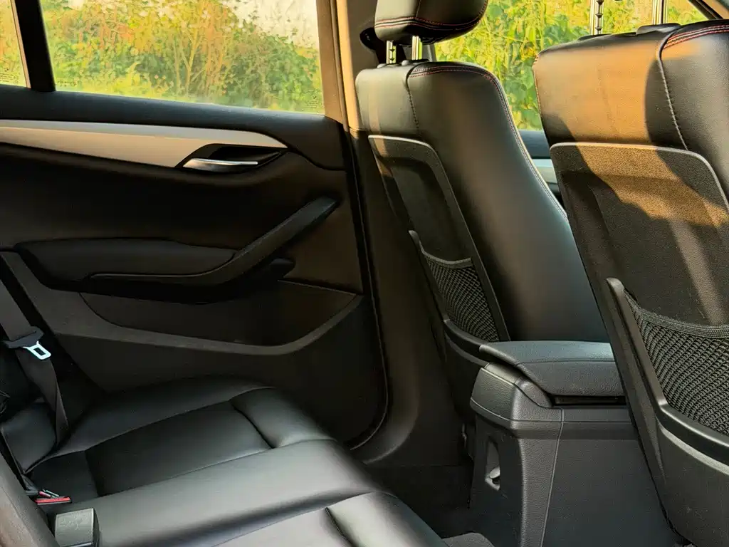 BMW X1 — миниатюра 7