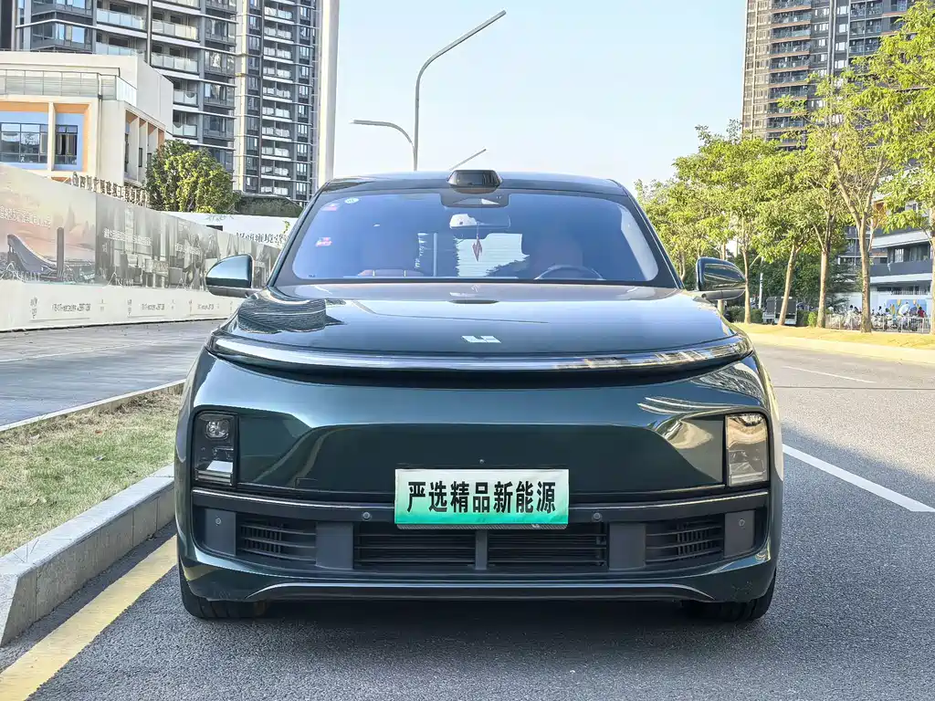 Li Auto Li L8 — миниатюра 2