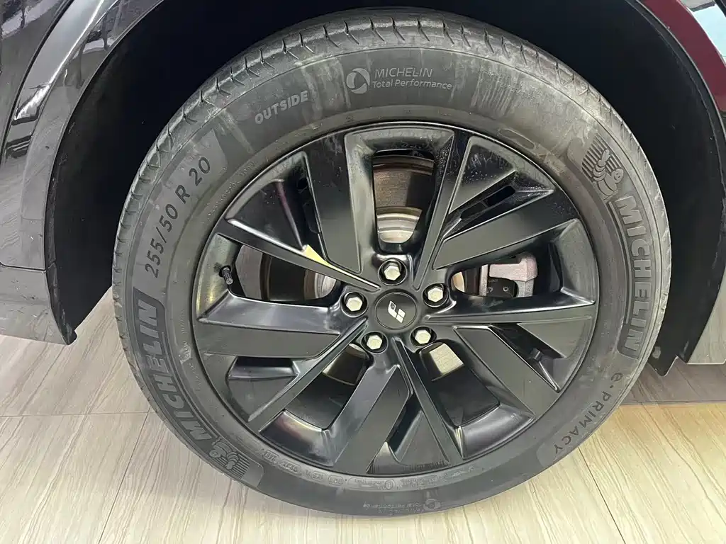 Li Auto Li L8 — миниатюра 12
