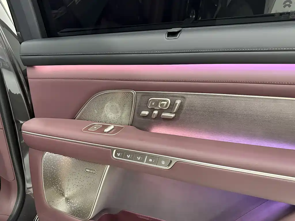 NIO ES8 — фотографии объявления, Фото 14