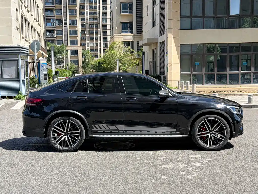 Mercedes-Benz GLC AMG — миниатюра 20
