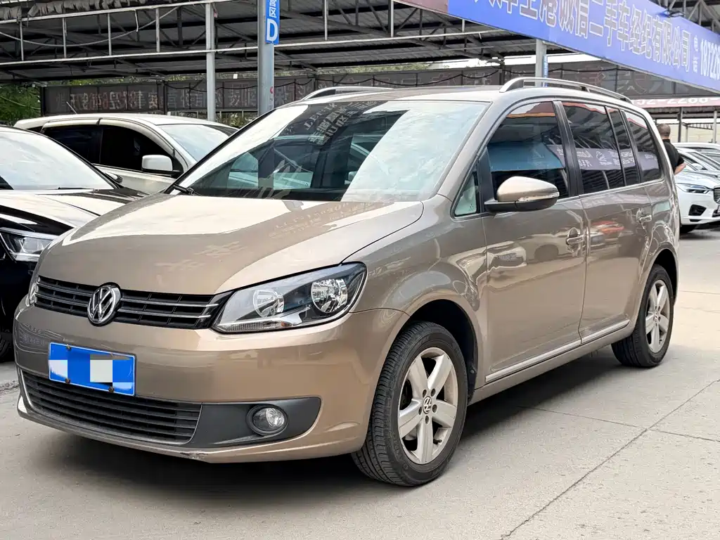Volkswagen Touran 2015 1.4T DSG Comfort Edition 5 seats