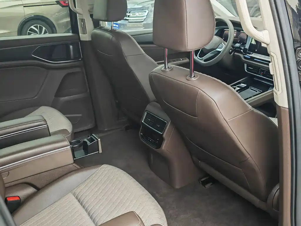 Volkswagen Viloran 2024 330TSI