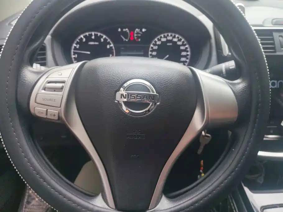 Nissan Tiida — миниатюра 14