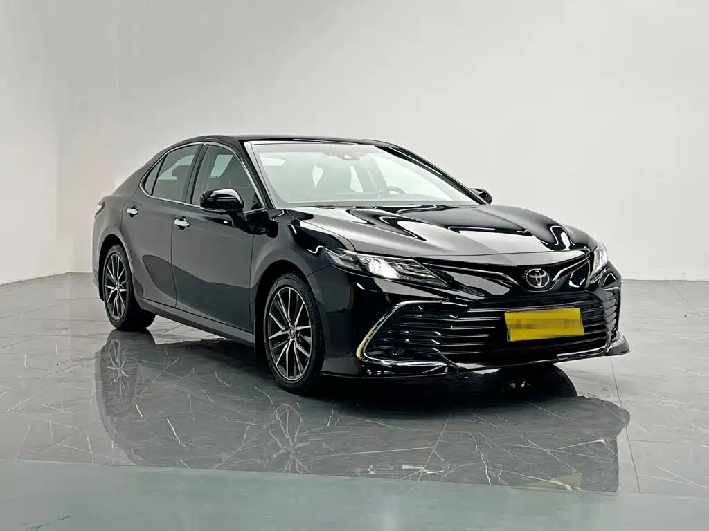 Toyota Camry — миниатюра 8