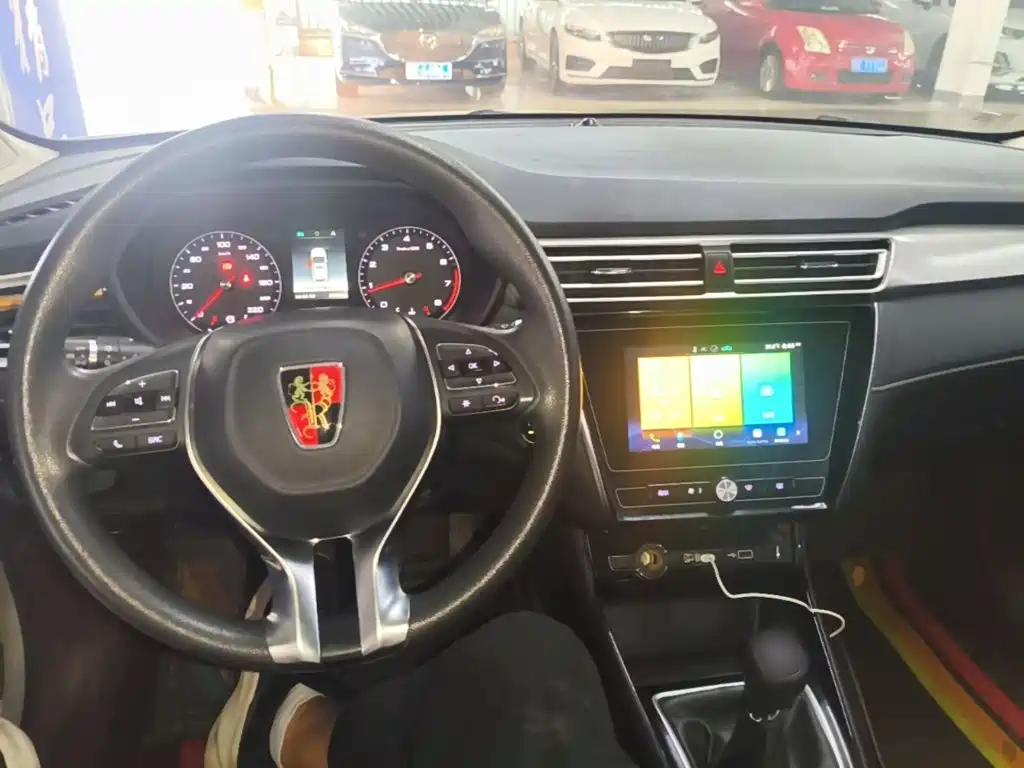 Roewe i5 — миниатюра 10
