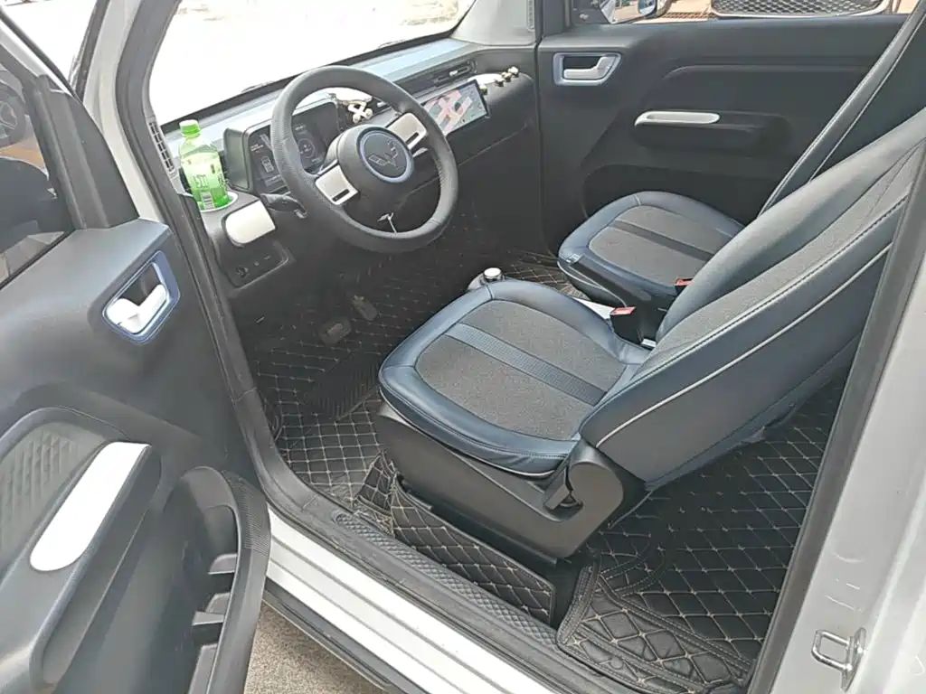 Wuling MINIEV — миниатюра 16