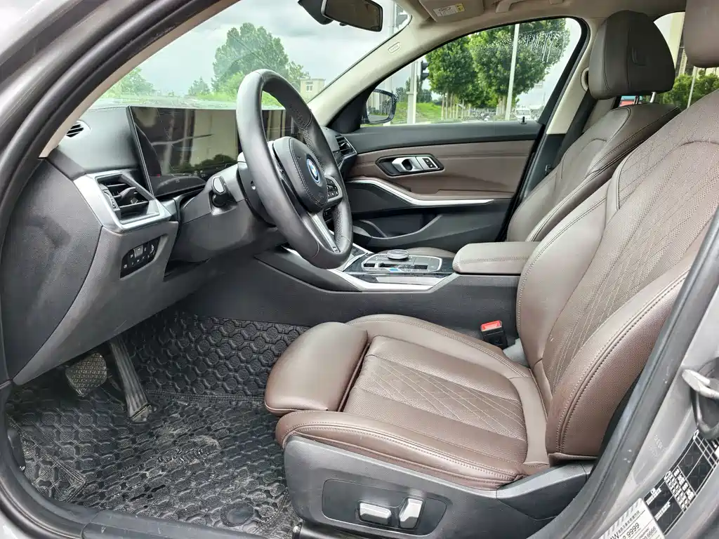 BMW i3 2024 eDrive 35 L