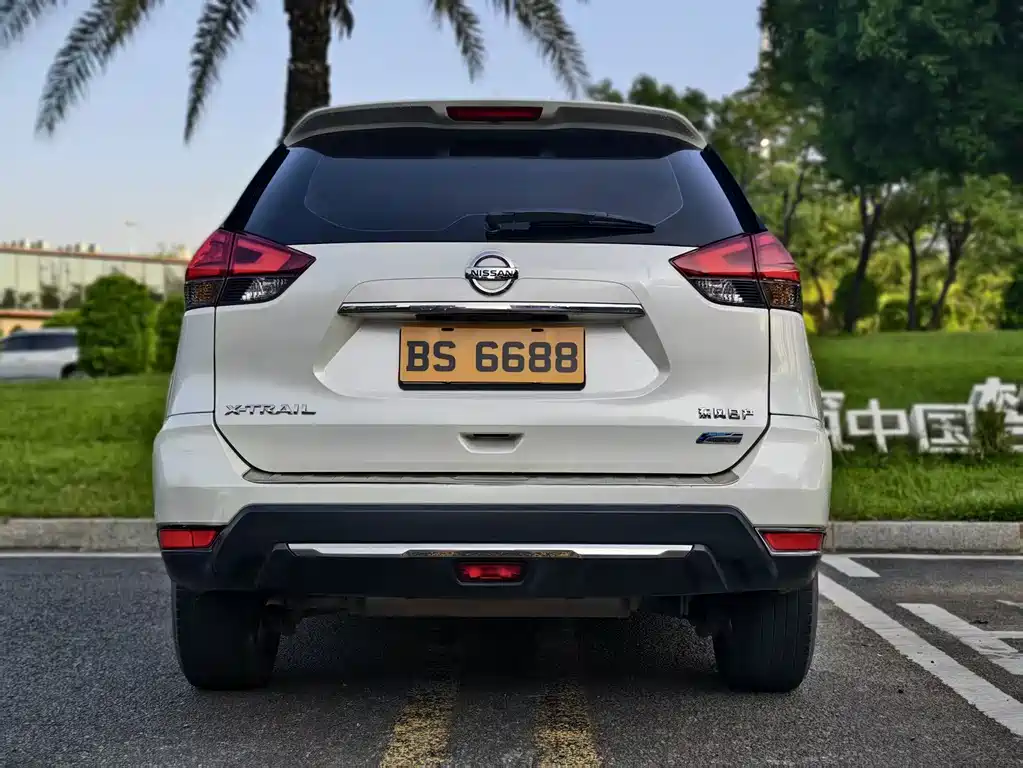 Nissan X-Trail — миниатюра 7