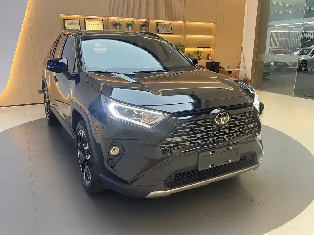 TOYOTA RAV4 RONGFANG