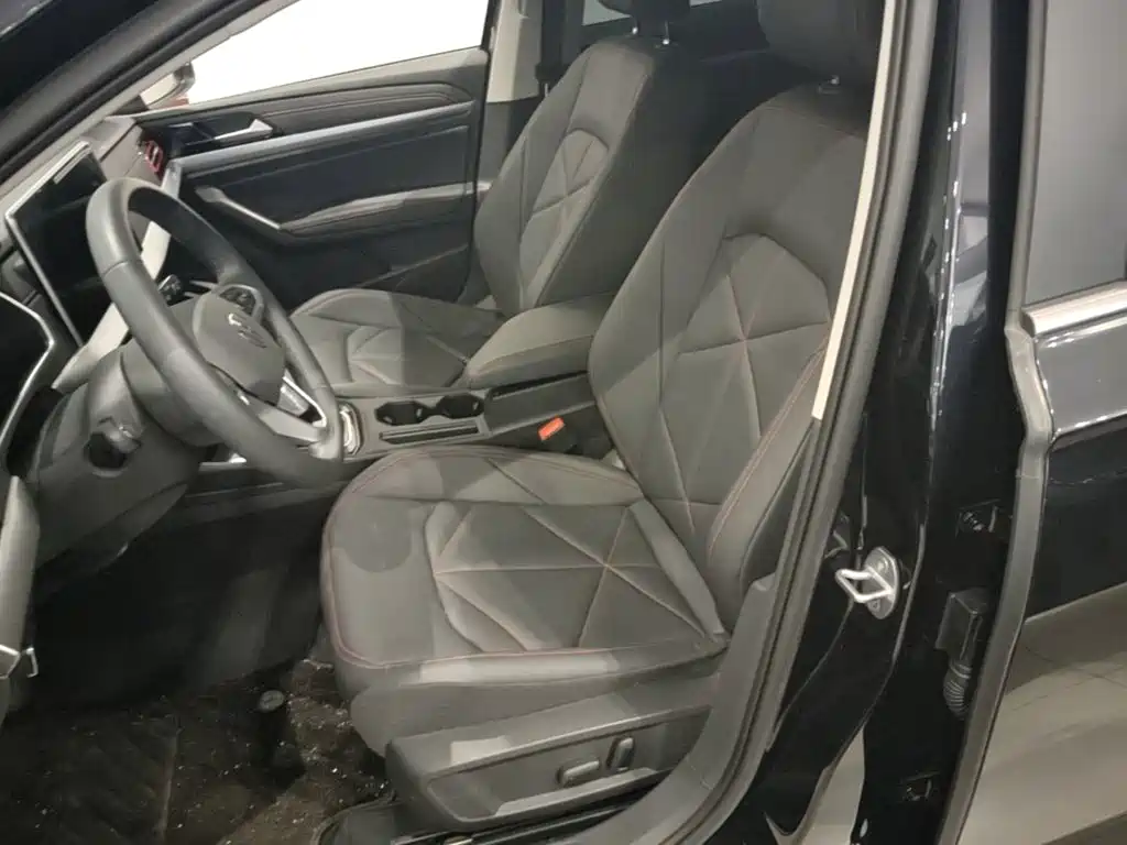Volkswagen Lavida — миниатюра 15