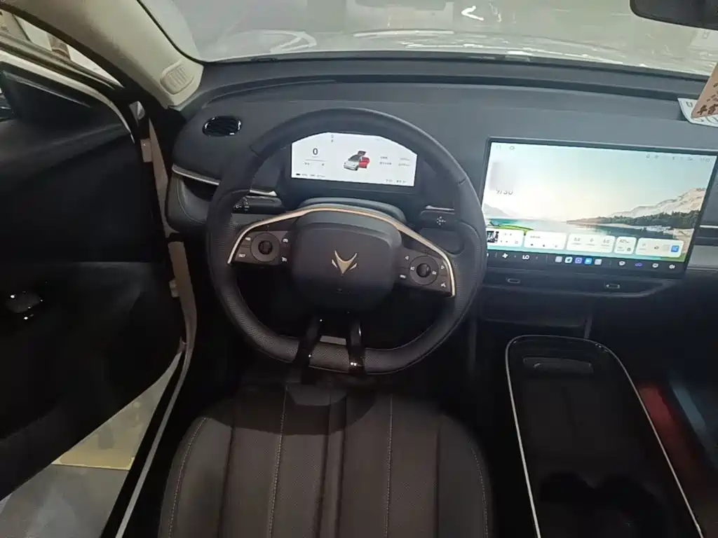 ARCFOX Beta T1 — миниатюра 11