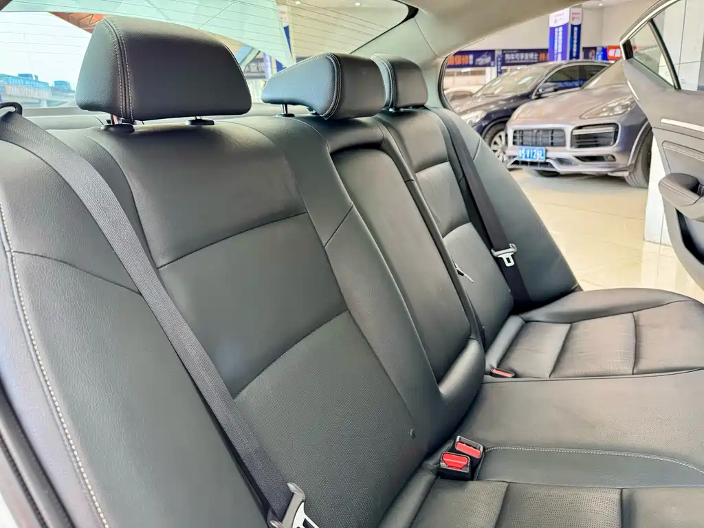 Nissan Teana — миниатюра 13