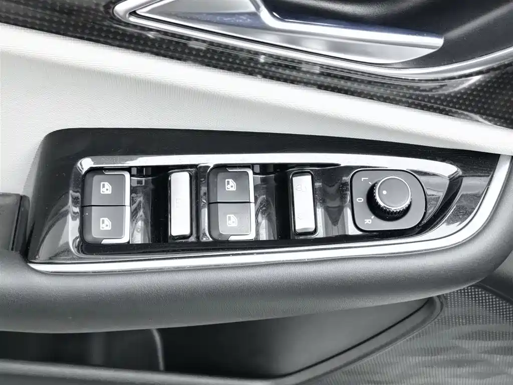 BAIC BEIJING EU5 PLUS