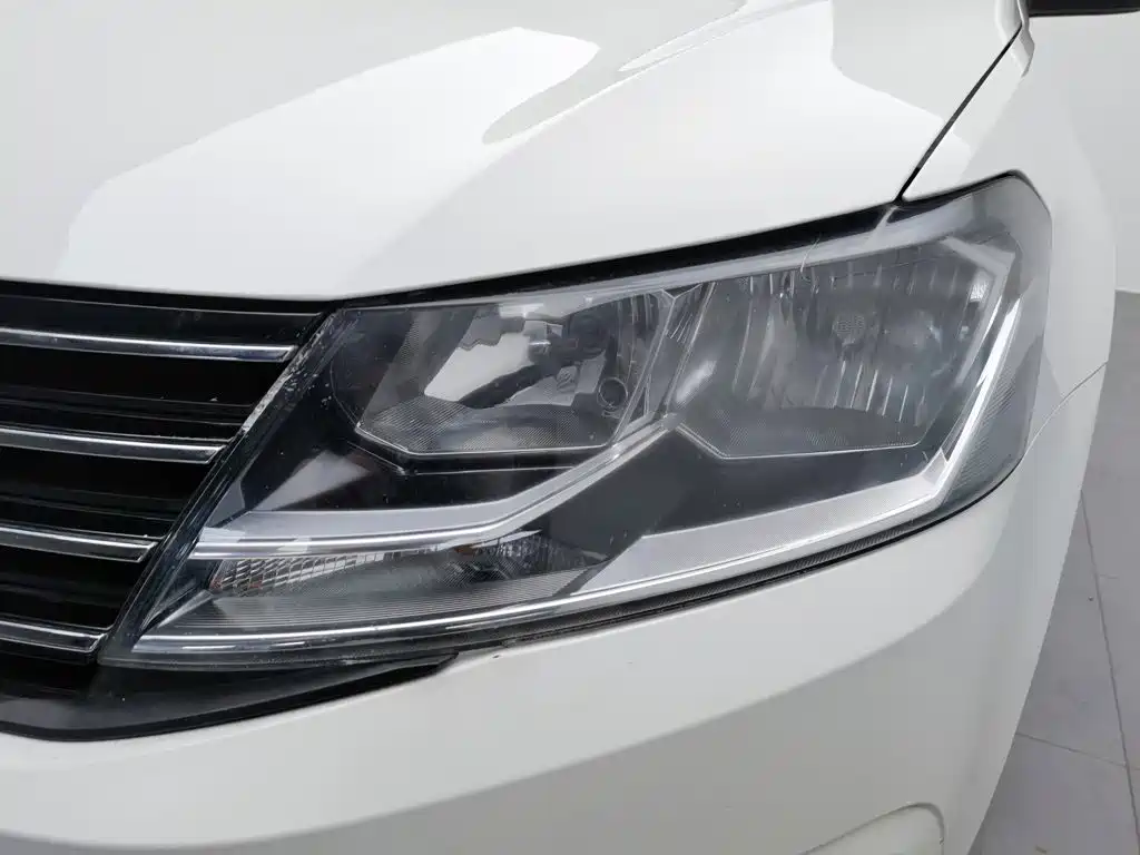 Volkswagen Lavida — миниатюра 7