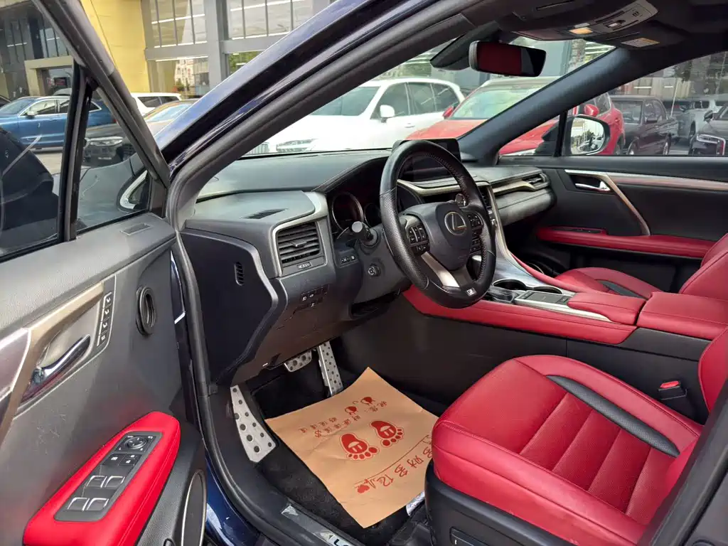 Lexus RX — миниатюра 4