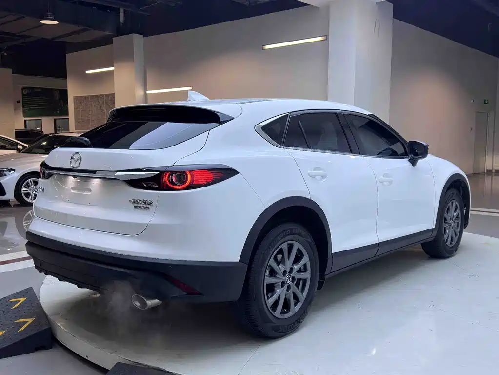 MAZDA CX 4