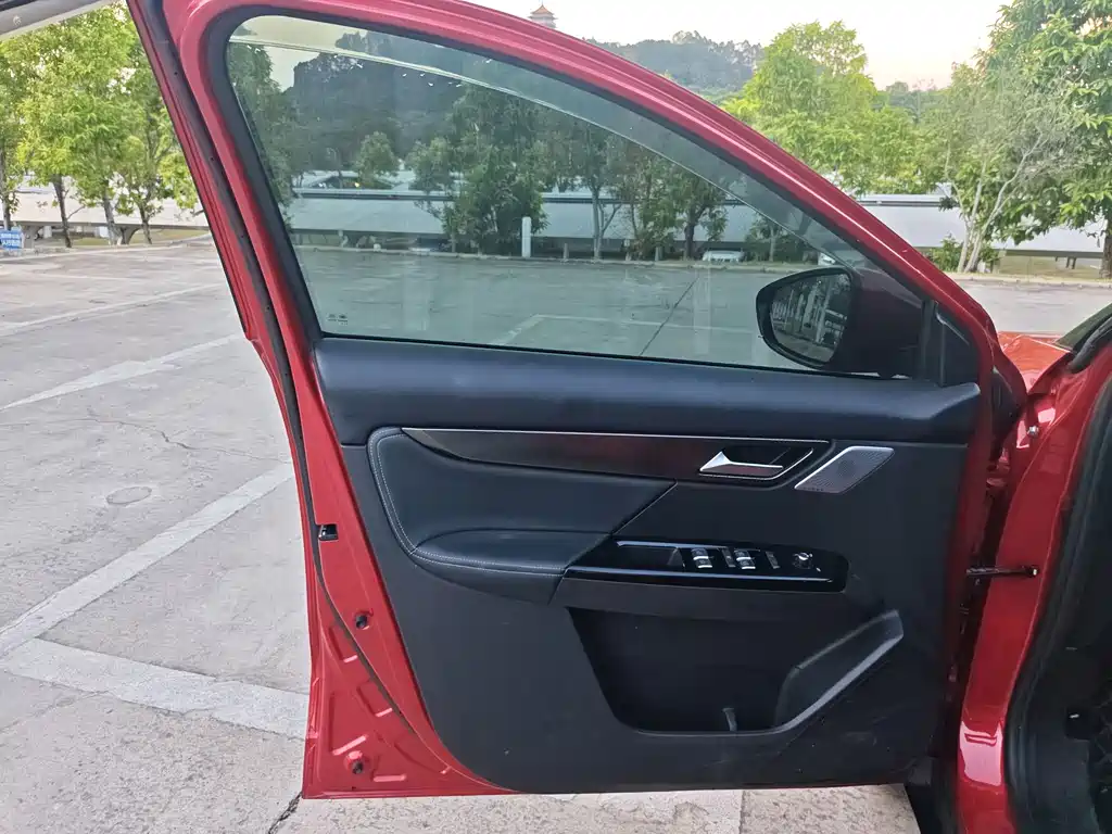 XPeng G3 — миниатюра 11
