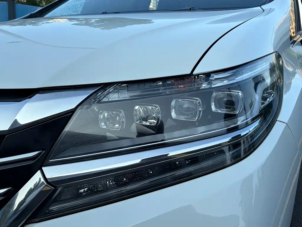 Honda Elysion — миниатюра 21