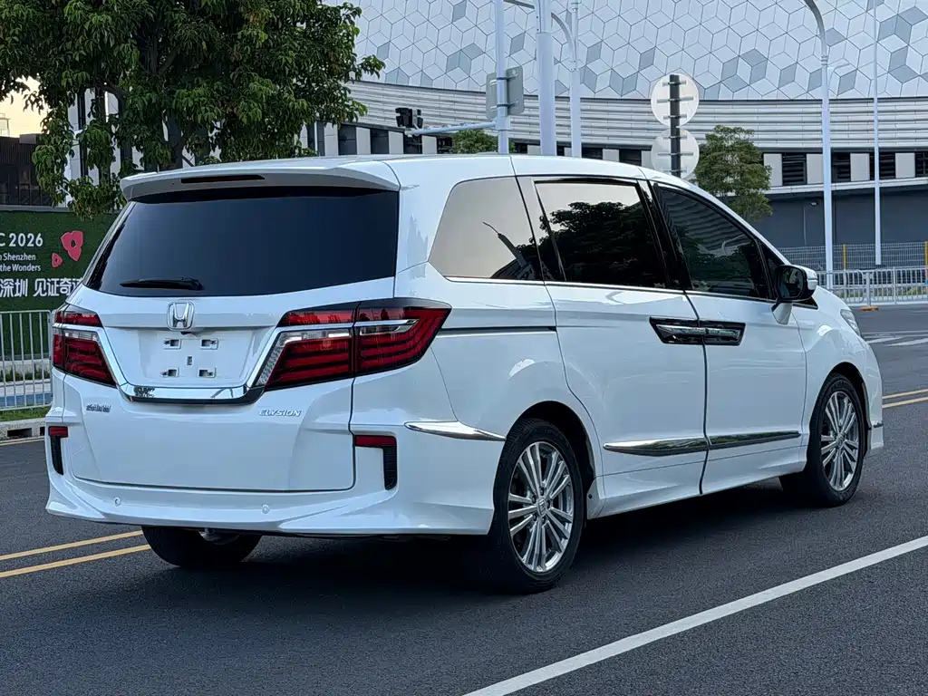 Honda Elysion — миниатюра 24