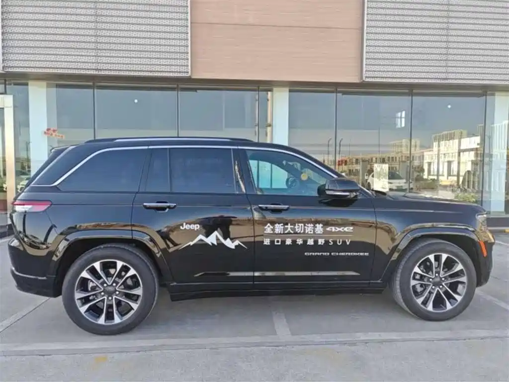 JEEP GRAND CHEROKEE 4XE