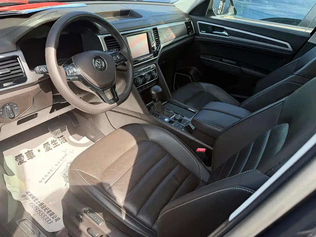Volkswagen Teramont — миниатюра 3