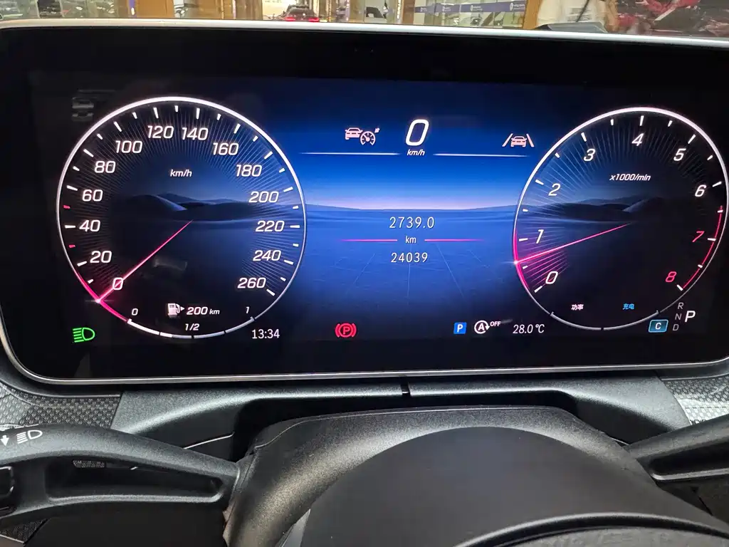 Mercedes-Benz CLE — миниатюра 13