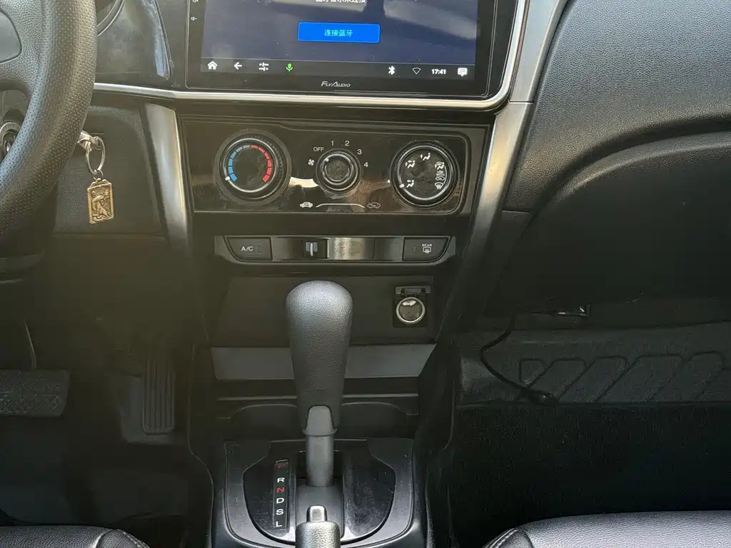 Honda City — миниатюра 12