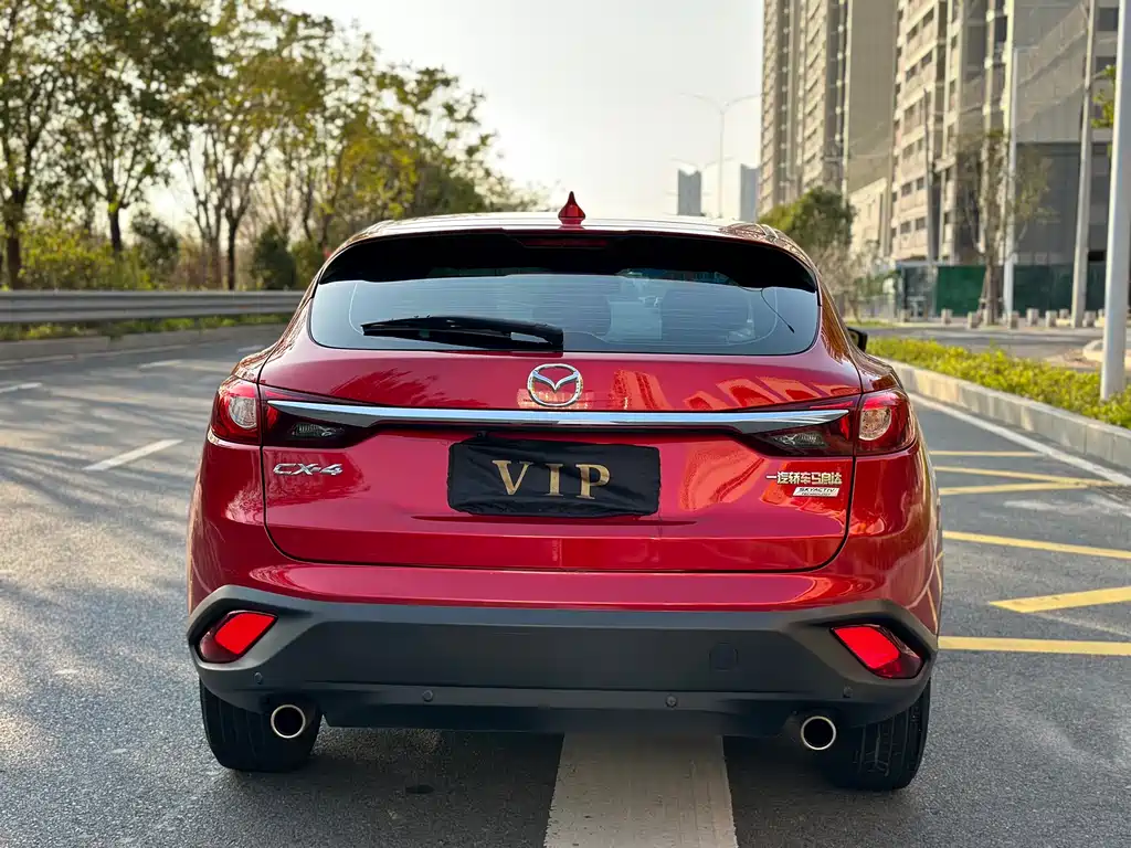MAZDA CX 4