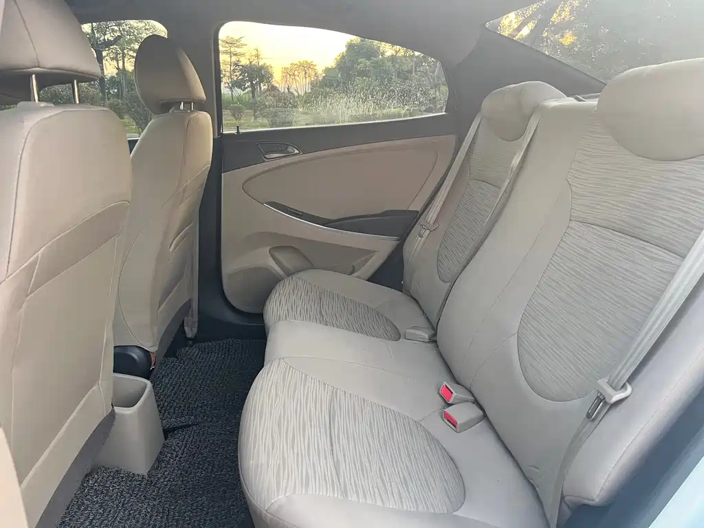 Hyundai Verna — миниатюра 14