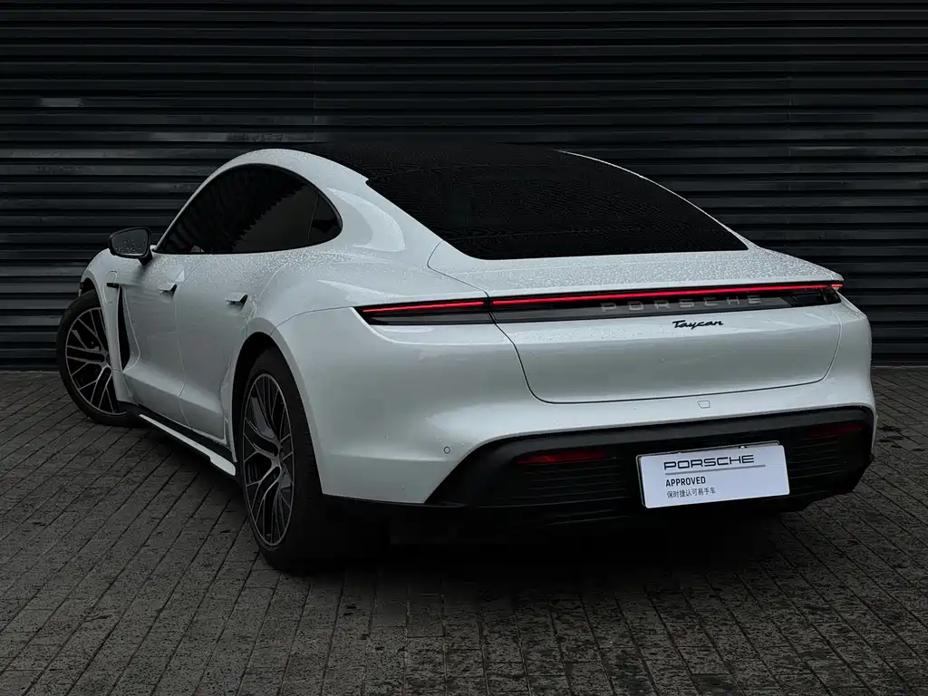 Porsche Taycan 2022 Taycan