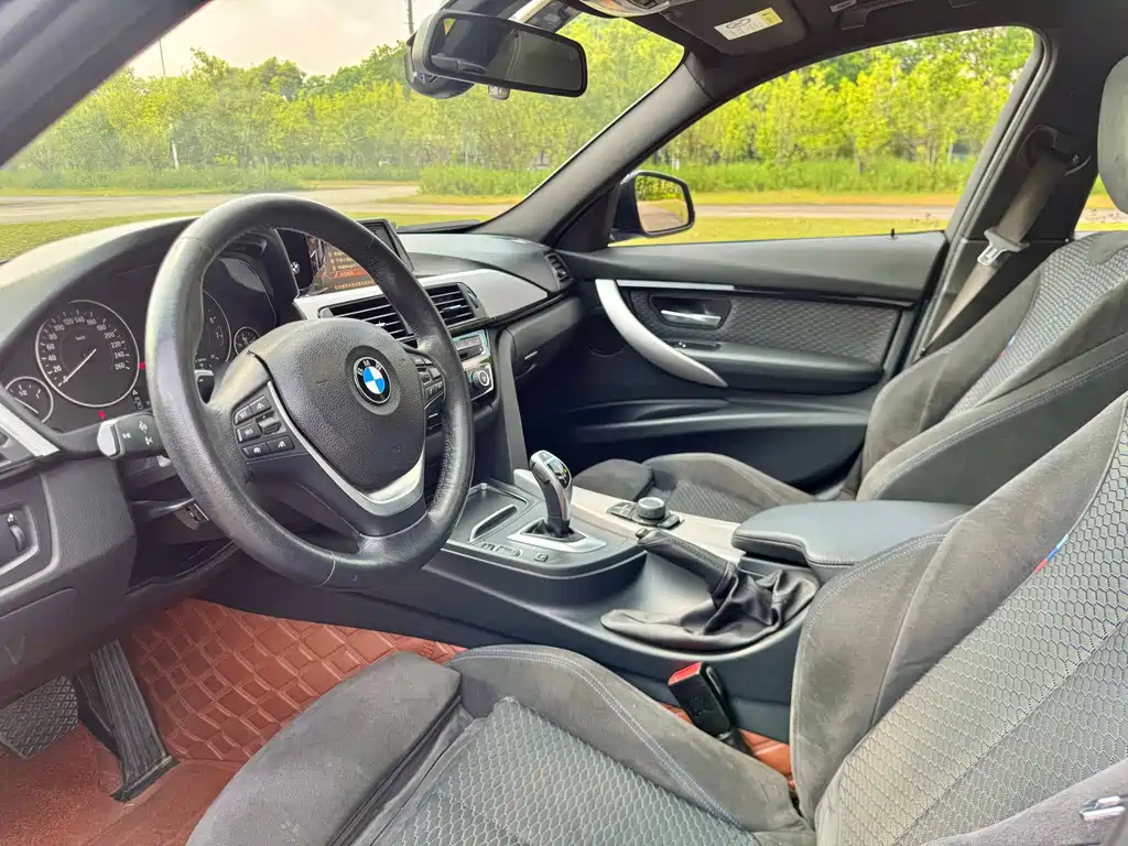 BMW 3 Series — миниатюра 11