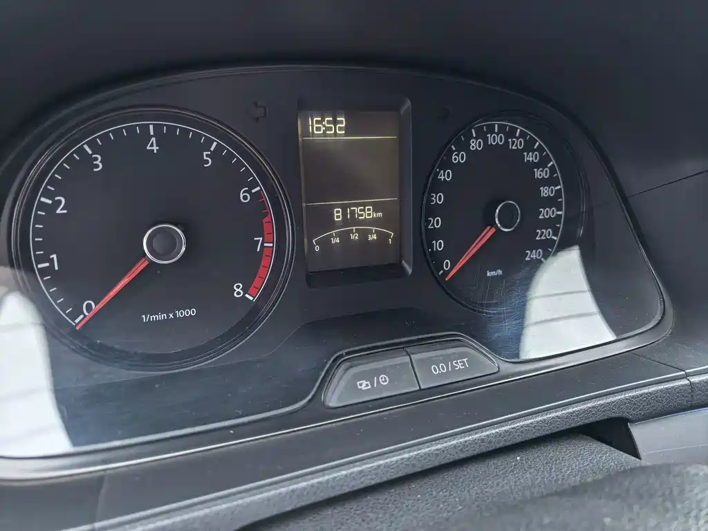 Volkswagen Lavida — миниатюра 3