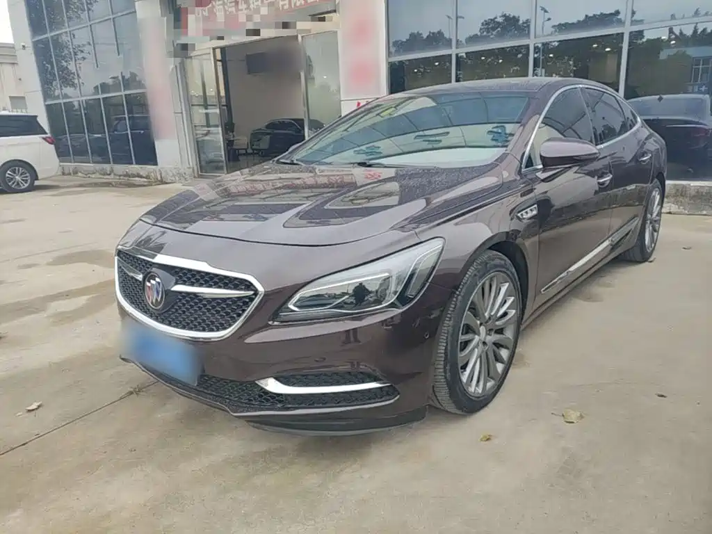Buick LaCrosse — миниатюра 2