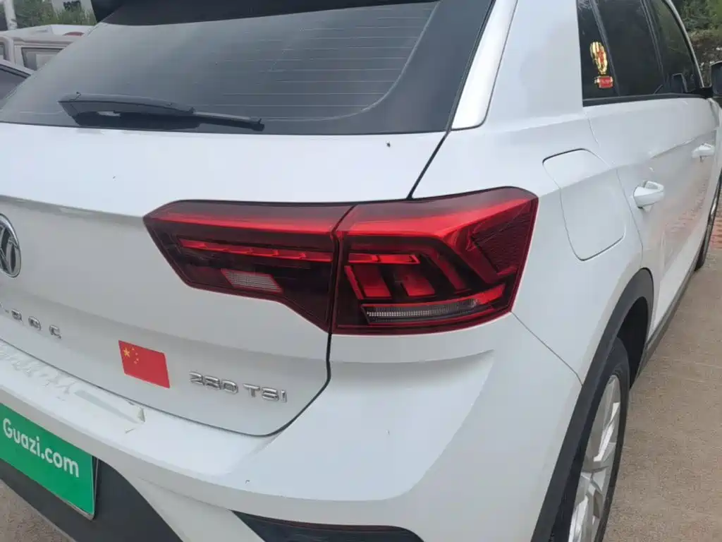 Volkswagen T-Roc — миниатюра 8