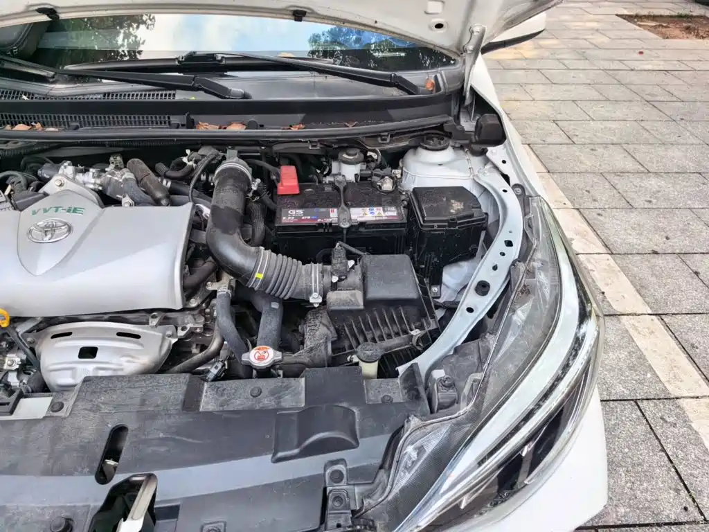 Toyota Yaris L — миниатюра 21