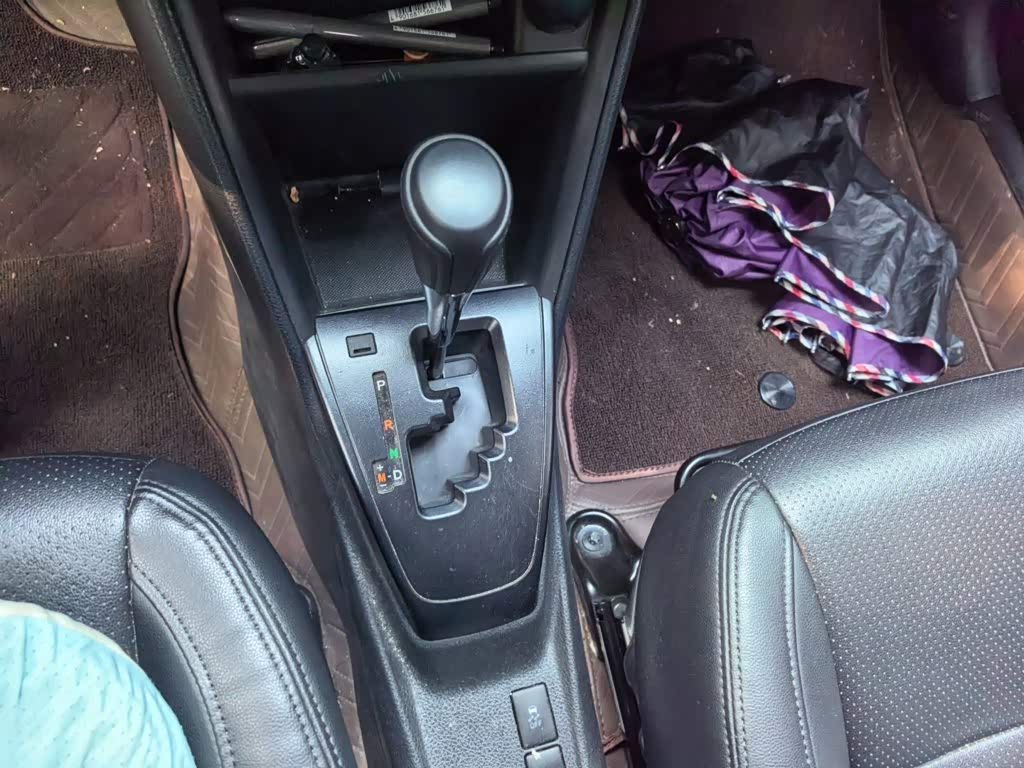 Toyota YARiS L Zhi Xuan 1.5 л 2021 г. Белый, пробег 42000 км