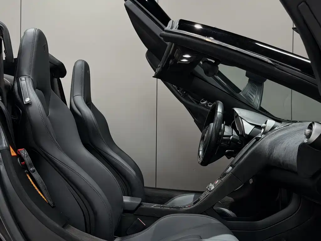 McLaren 650S — миниатюра 12