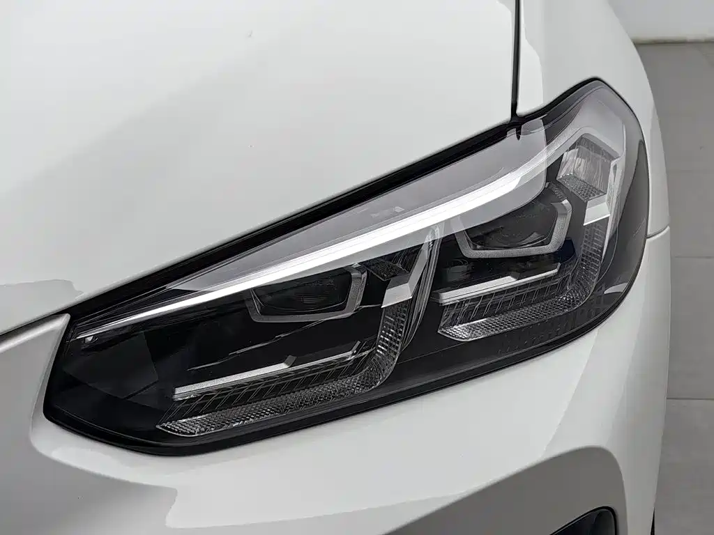 BMW X4 2022 — фото 7